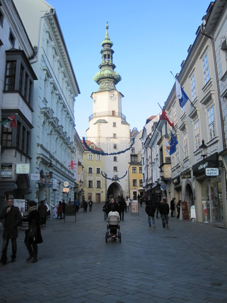 Layover in Bratislava image 6